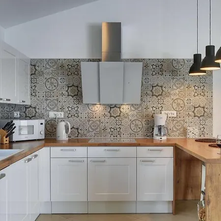 Holiday home House In With Terrace, Air Conditioning, Wi-fi, Washing Machine *