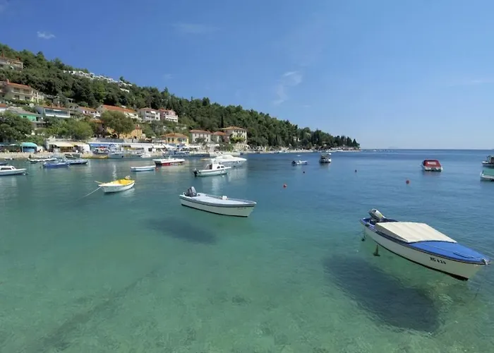 House In With Terrace, Air Conditioning, Wi-fi, Washing Machine Vakantiehuis *