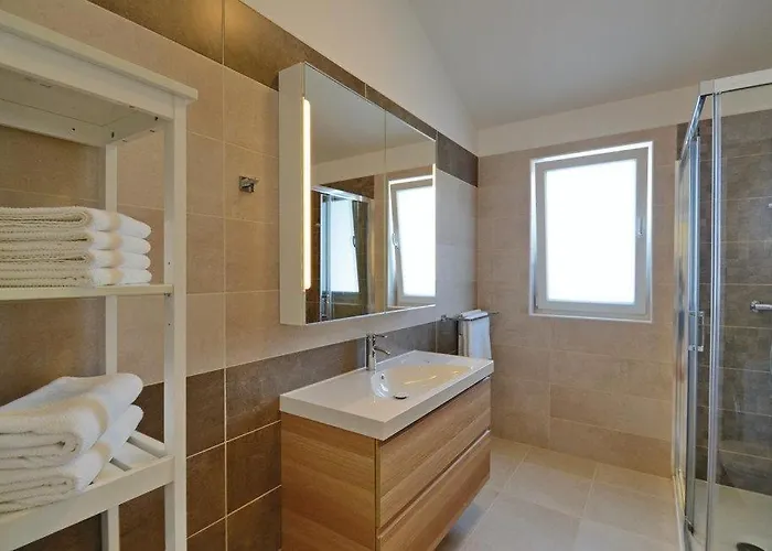 House In With Terrace, Air Conditioning, Wi-fi, Washing Machine