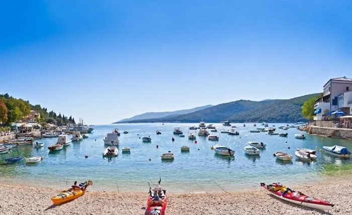 House In With Terrace, Air Conditioning, Wi-fi, Washing Machine