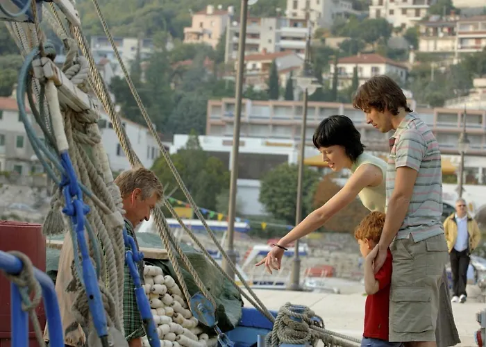 House In With Terrace, Air Conditioning, Wi-fi, Washing Machine *